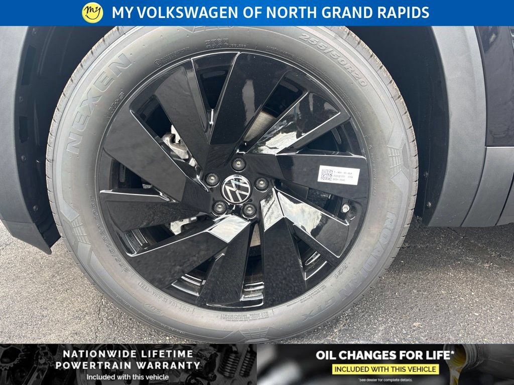New 2026 Volkswagen Atlas Cross Sport SE AWD/4WD image 9