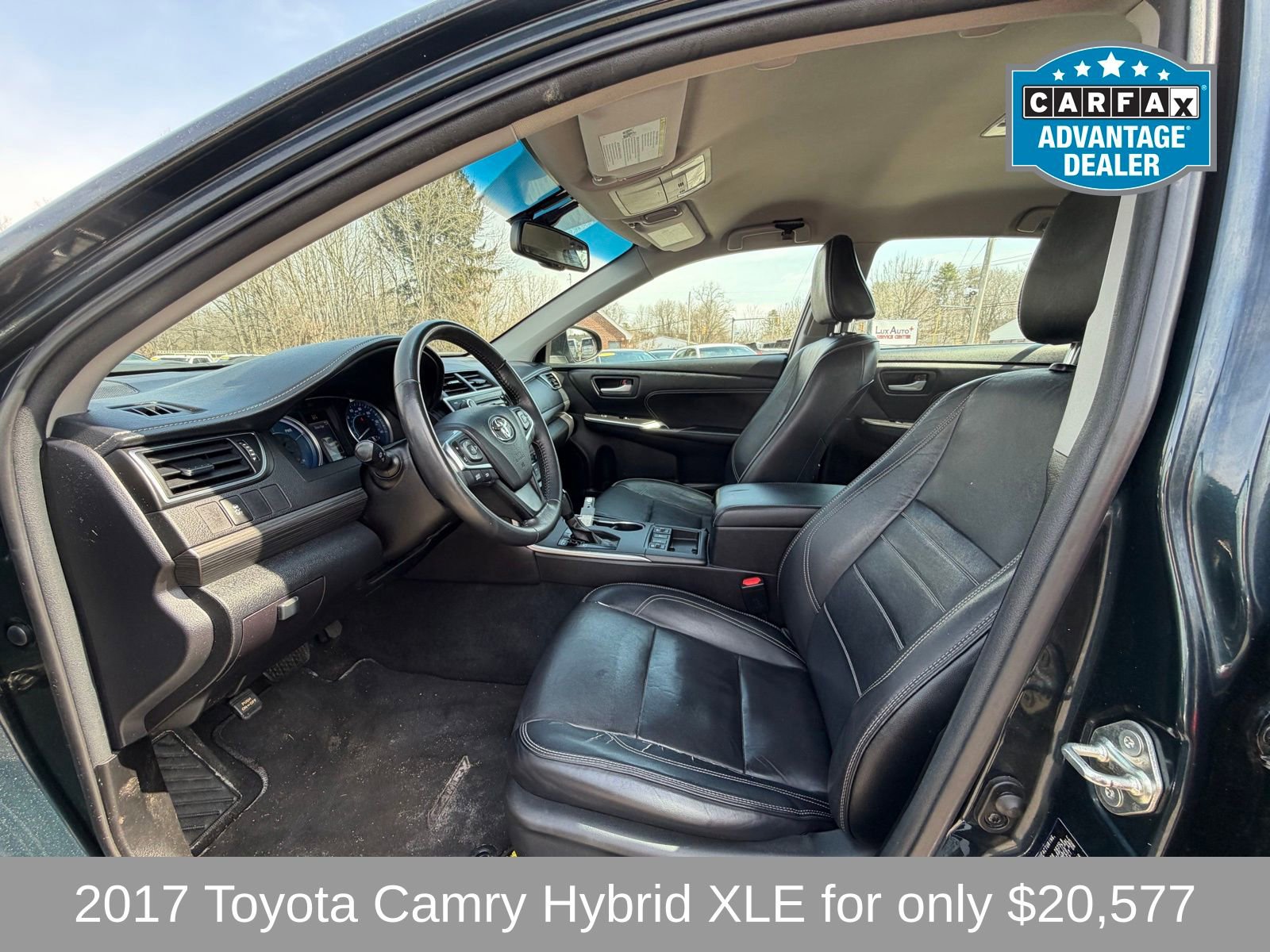 Used 2017 Toyota Camry XLE FWD image 11
