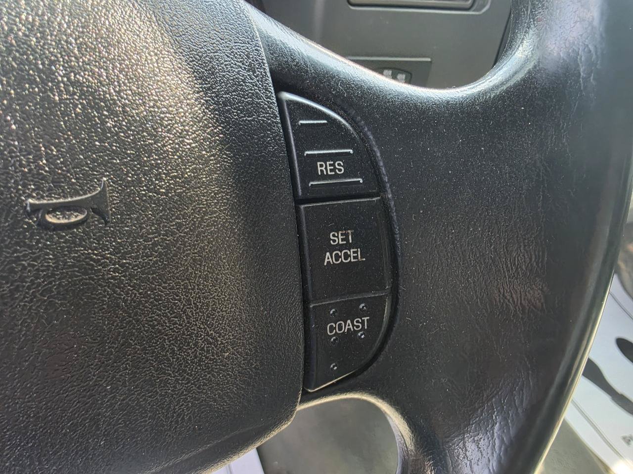 Used 2003 Ford F250 XLT AWD/4WD image 15