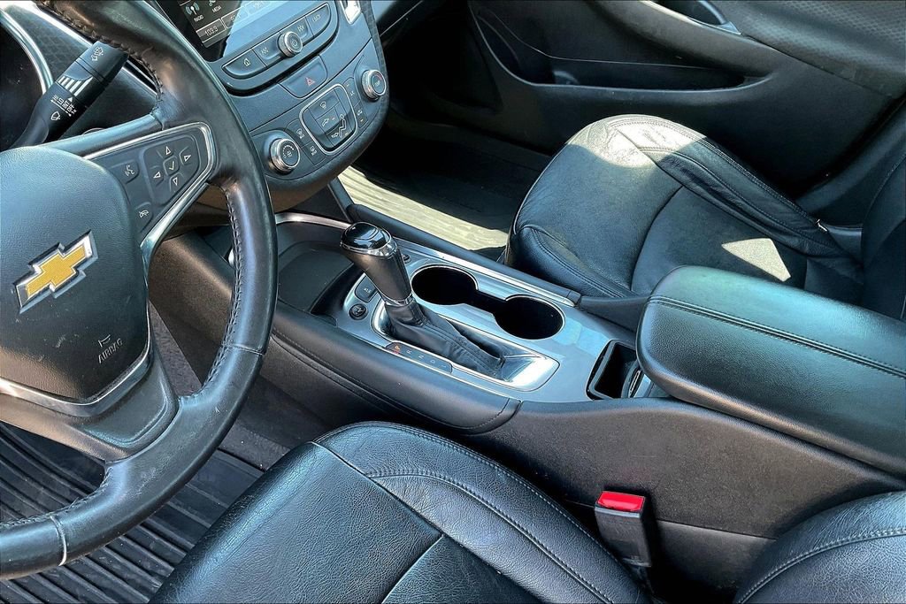 Used 2018 Chevrolet Malibu LT w/ Driver Confidence Package FWD image 13