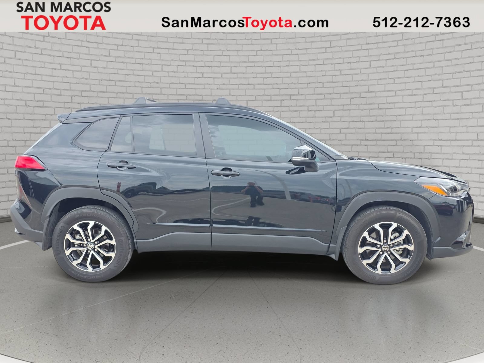 Used 2025 Toyota Corolla Cross AWD Hybrid image 5