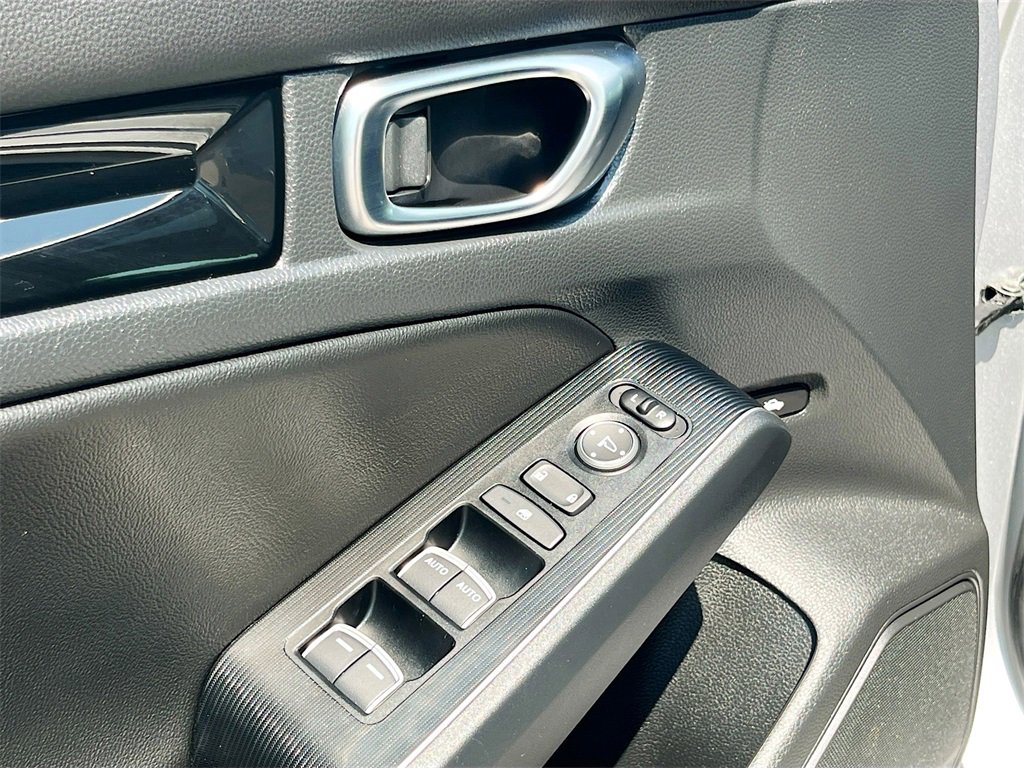 Used 2023 Honda Civic Touring image 18