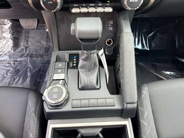 Used 2026 Toyota Tacoma SR5 AWD/4WD image 30