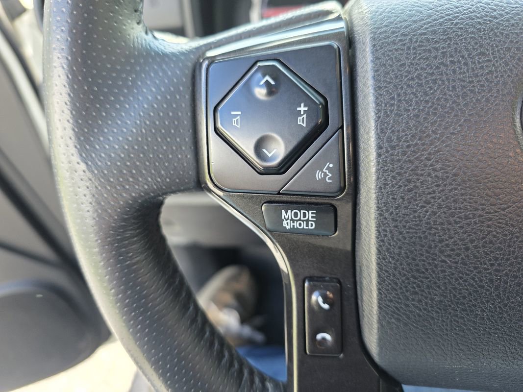 Used 2020 Toyota 4Runner Nightshade AWD/4WD image 23