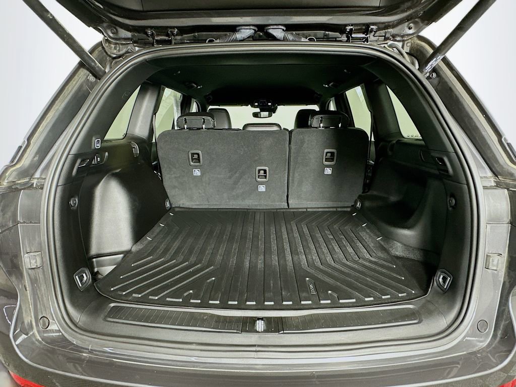 Used 2024 Jeep Grand Cherokee Limited w/ Black Appearance Package image 27