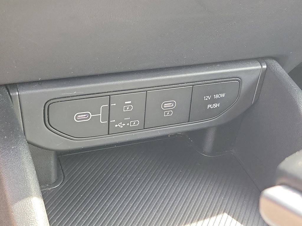 Used 2025 Kia K4 LXS FWD image 31