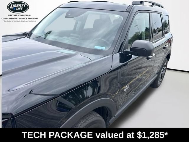 Used 2023 Ford Bronco Sport Outer Banks w/ Tech Package AWD/4WD image 2