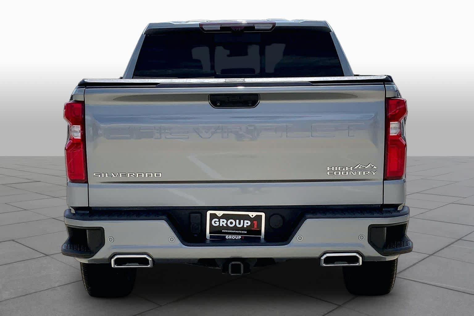 Certified 2023 Chevrolet Silverado 1500 High Country w/ High Country Premium Package AWD/4WD image 5
