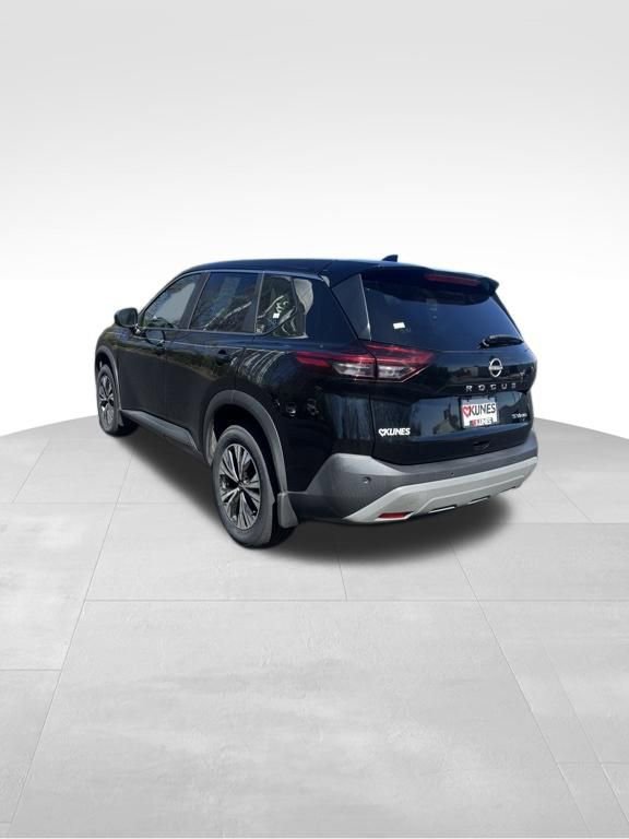 Used 2023 Nissan Rogue SV AWD/4WD image 3