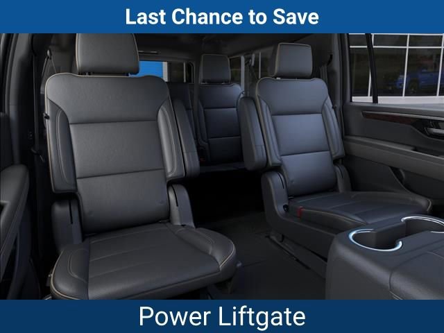 New 2025 Chevrolet Suburban Premier w/ Sun And Tow Package AWD/4WD image 19