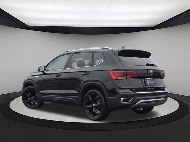 Certified 2023 Volkswagen Taos SE w/ Panoramic Sunroof Package image 5