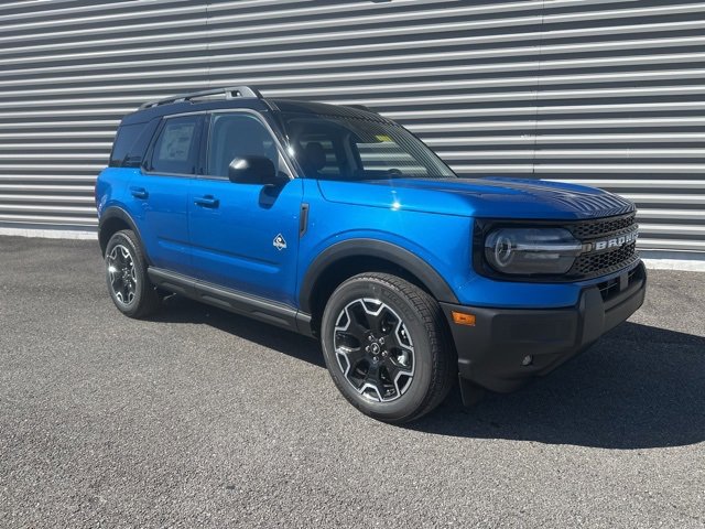 New 2025 Ford Bronco Sport Outer Banks image 1
