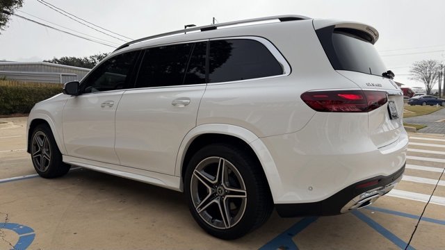 Used 2024 Mercedes-Benz GLS 450 4MATIC image 6