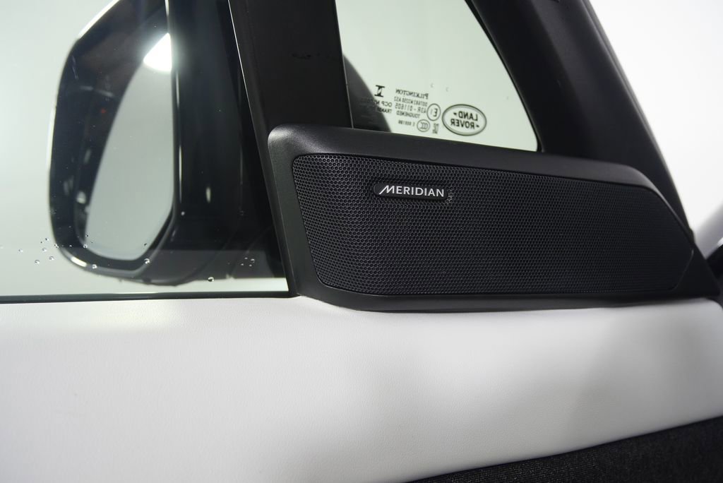 Used 2023 Land Rover Range Rover Sport SE image 10