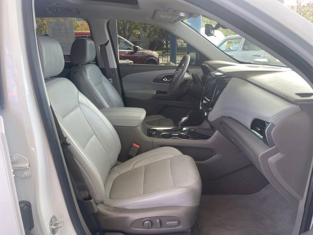 Used 2021 Chevrolet Traverse Premier image 16