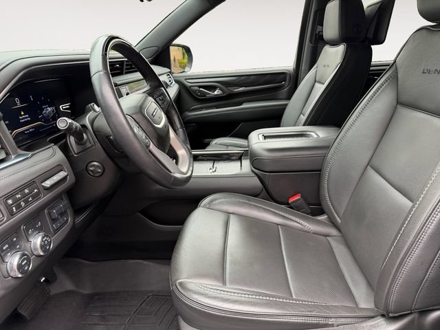 Certified 2024 GMC Yukon XL Denali w/ Advanced Technology Package AWD/4WD image 9