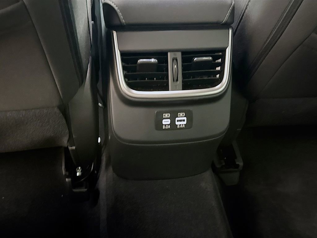 Used 2025 Subaru Outback Premium AWD/4WD image 28