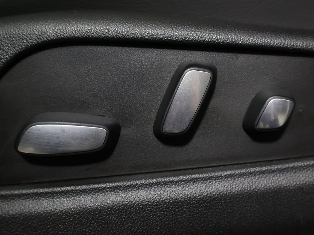 Used 2023 Cadillac XT5 Premium Luxury image 30