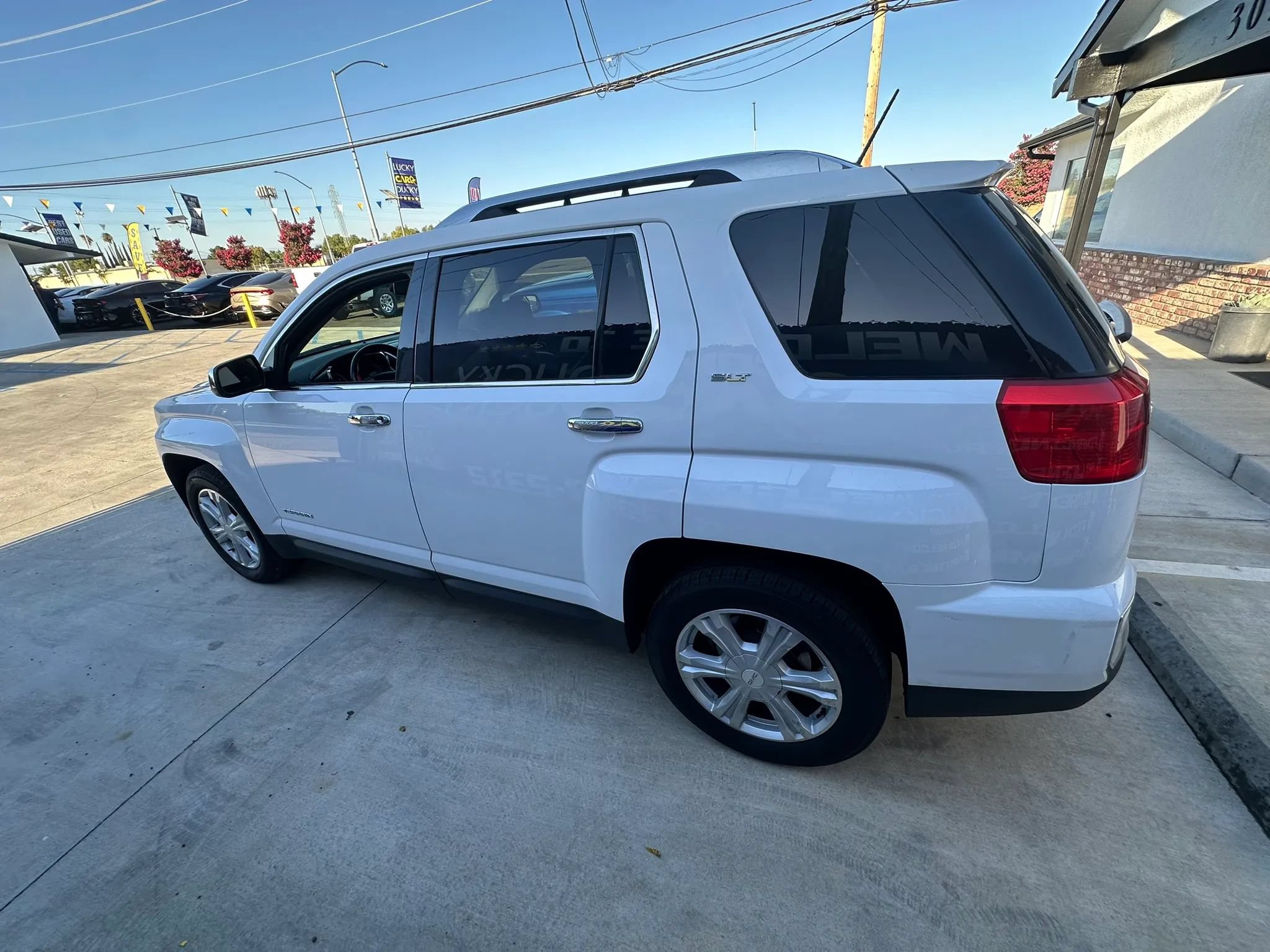 Used 2017 GMC Terrain SLT FWD image 10