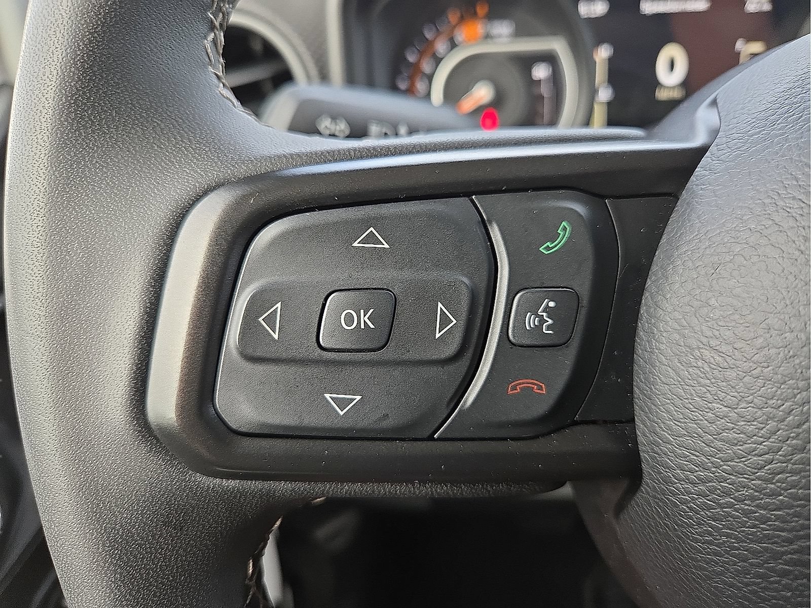 Used 2025 Jeep Wrangler Unlimited Rubicon AWD/4WD image 17