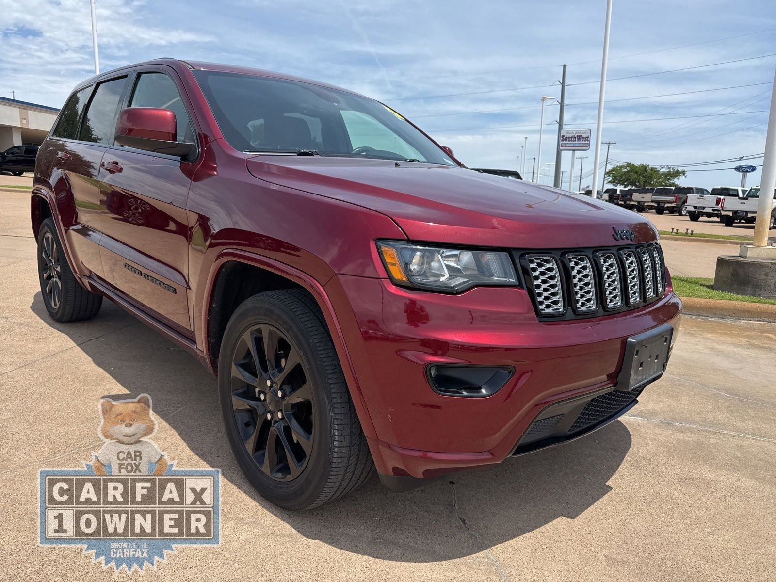 Used 2020 Jeep Grand Cherokee Altitude AWD/4WD image 1