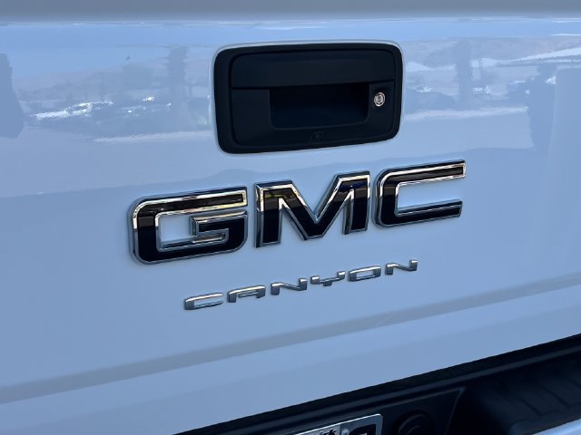 Used 2022 GMC Canyon Elevation Standard w/ Convenience Package RWD image 16