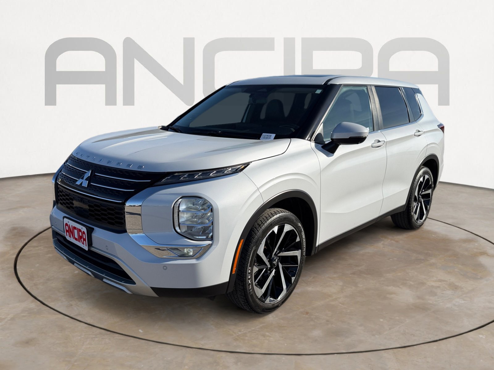 Used 2023 Mitsubishi Outlander SE Black Edition image 6