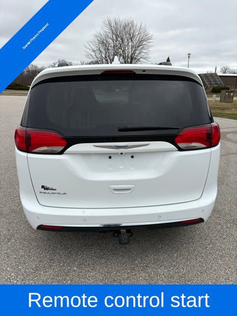 Used 2020 Chrysler Pacifica Touring-L Plus image 5