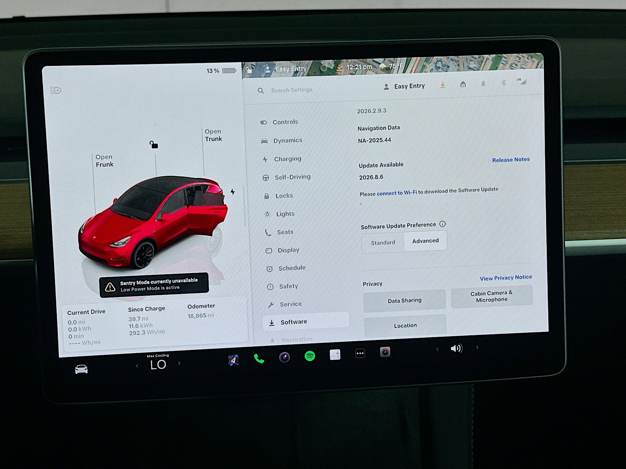 Used 2024 Tesla Model Y Performance image 35