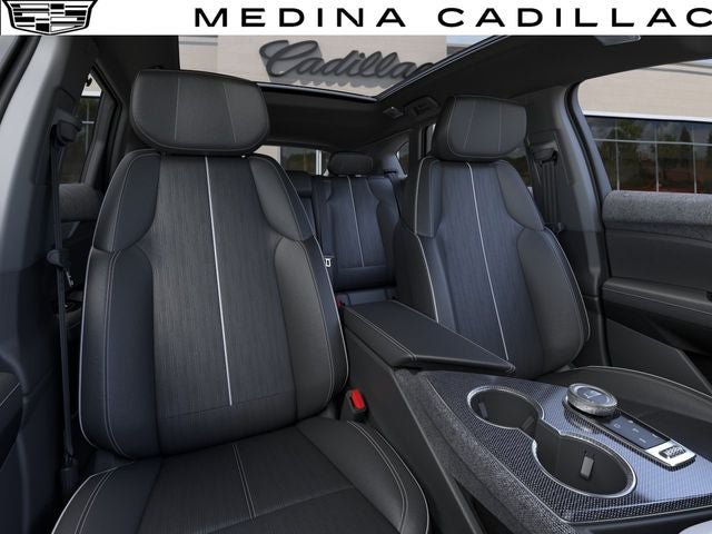 New 2027 Cadillac Optiq Premium Sport w/ LPO, ONYX Package AWD/4WD image 17