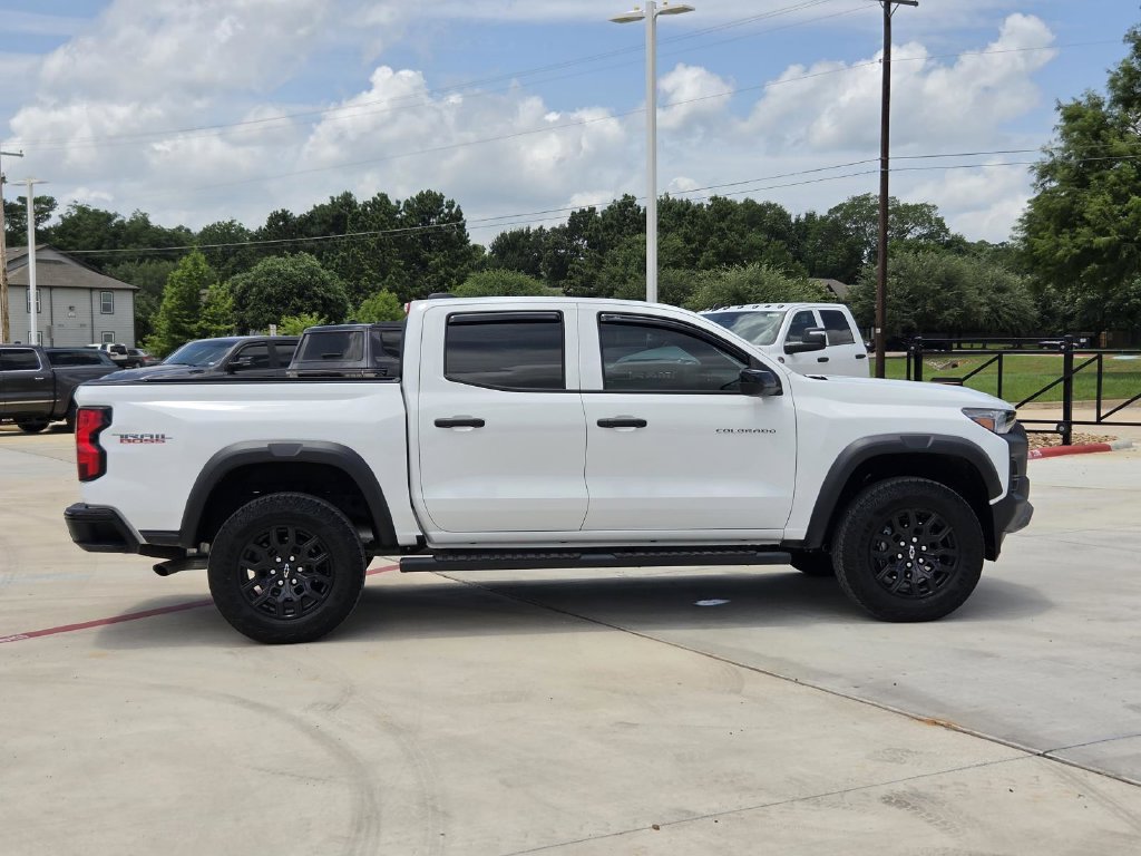 Used 2026 Chevrolet Colorado Trail Boss AWD/4WD image 9