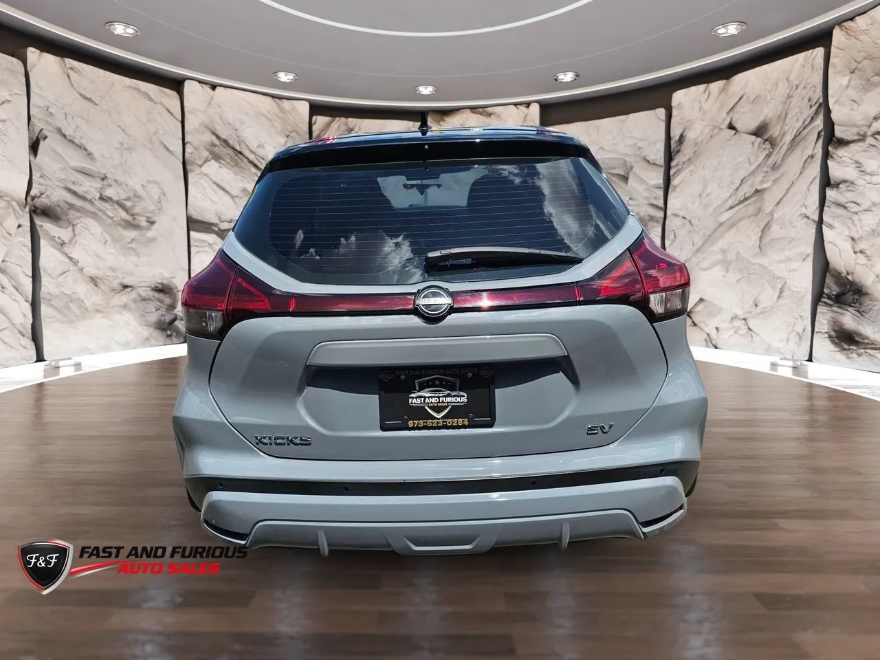 Used 2022 Nissan Kicks SV FWD image 26