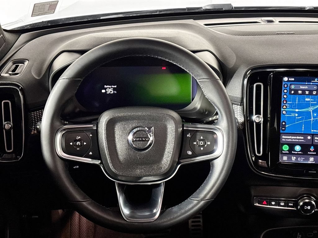 Used 2022 Volvo XC40 P8 Recharge Ultimate AWD/4WD image 13