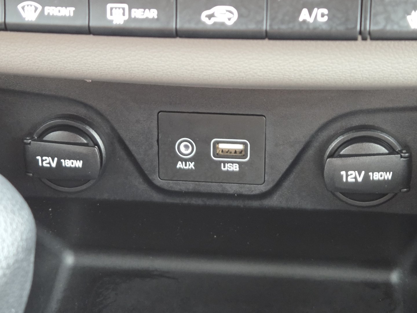 Used 2021 Hyundai Tucson Value FWD image 4