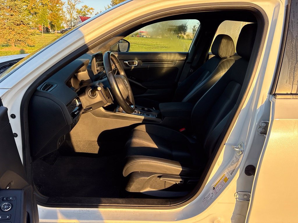 Used 2023 Honda Civic Sport image 14
