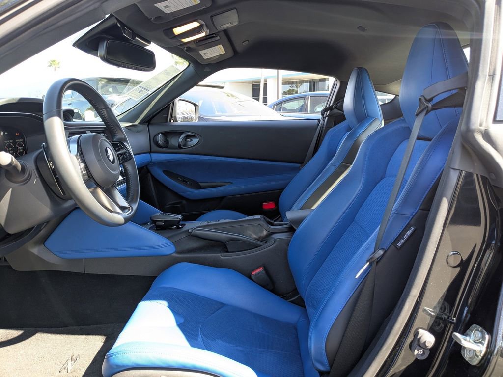 Used 2025 Nissan Z Performance w/ Floor Mat Package image 17