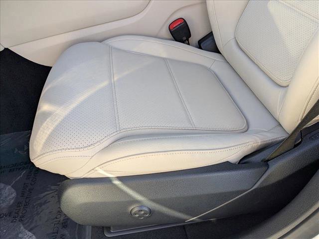 New 2026 Mercedes-Benz GLC 300 image 4