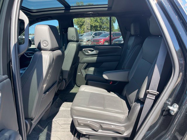 Used 2024 Chevrolet Tahoe LT w/ LT Signature Plus Package RWD image 34