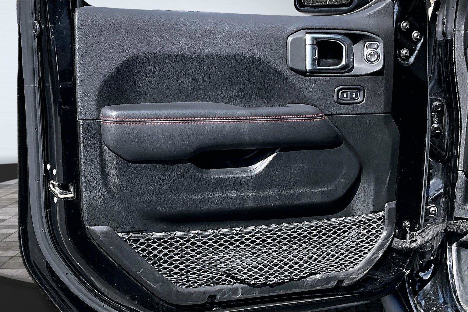 Certified 2023 Jeep Wrangler Unlimited Rubicon w/ Steel Bumper Group image 23