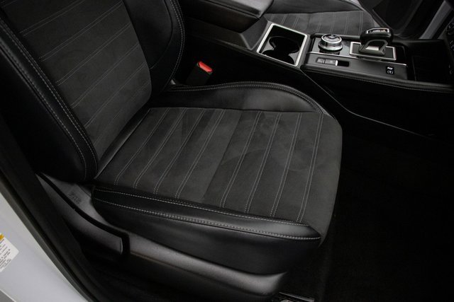 Used 2024 Mitsubishi Outlander SE image 19