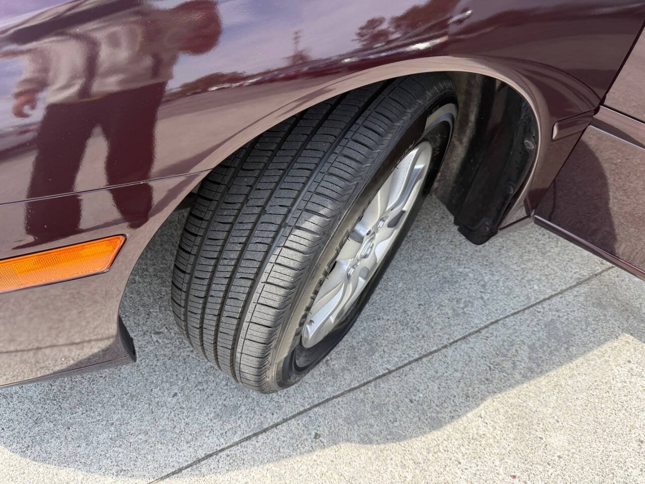 Used 2004 Lexus ES 330 FWD image 25