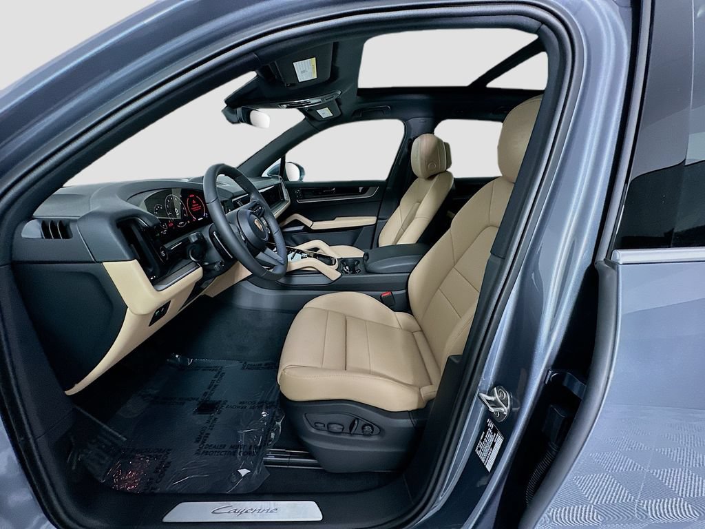 New 2026 Porsche Cayenne AWD/4WD image 5