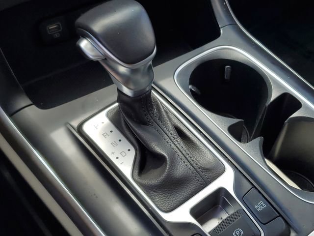 Used 2024 Kia Carnival LX FWD image 22