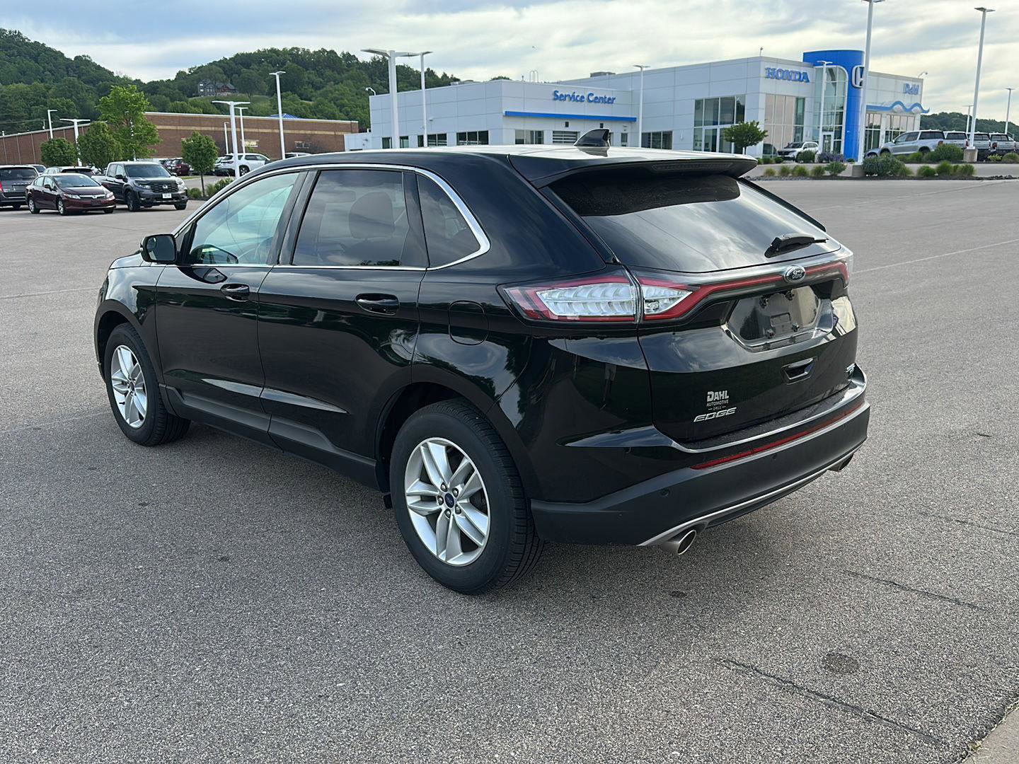 Used 2016 Ford Edge SEL AWD/4WD image 5