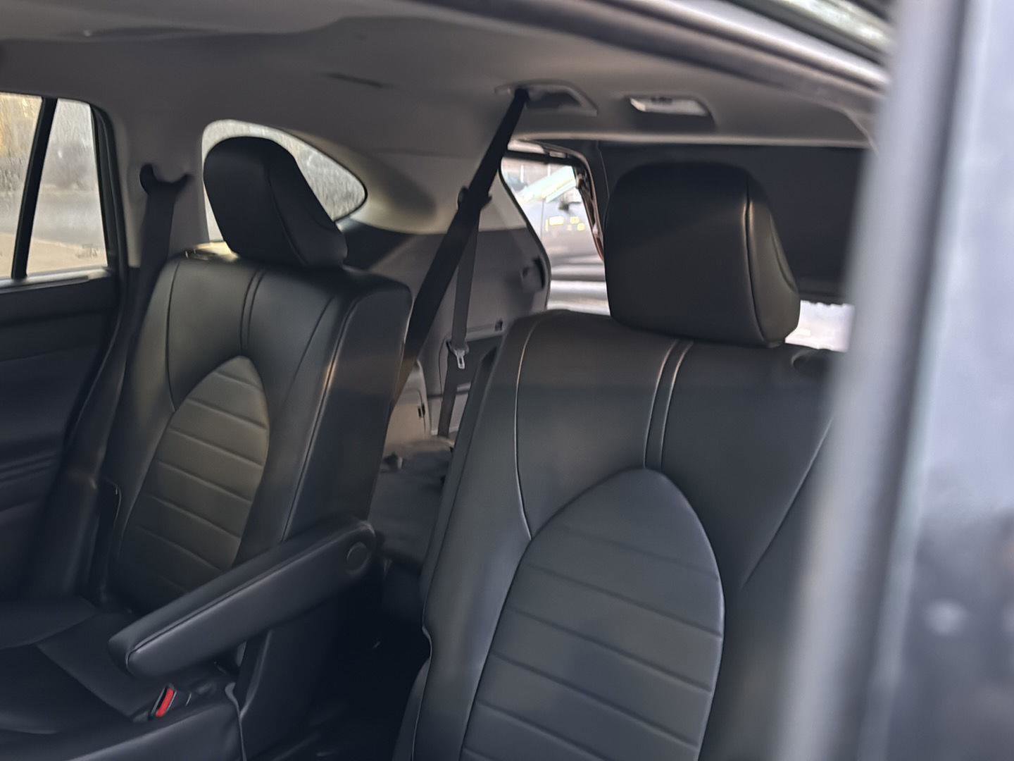 Certified 2023 Toyota Highlander XLE image 26