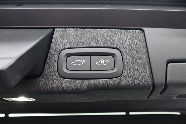 New 2026 Volvo XC60 B5 Ultra w/ Climate Package AWD/4WD image 29