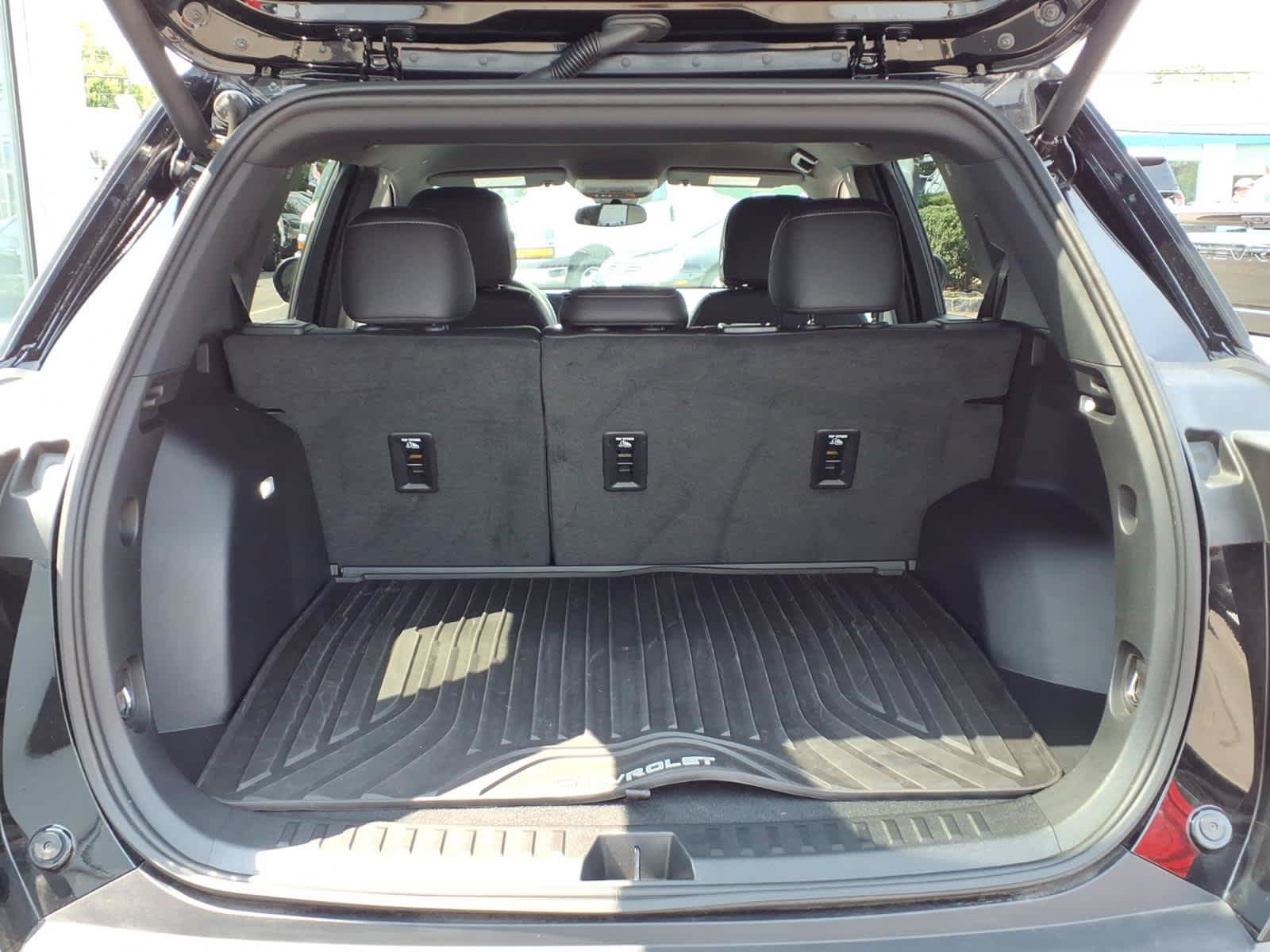 Certified 2025 Chevrolet Equinox LT w/ Convenience Package II AWD/4WD image 19