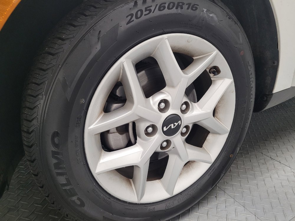 Used 2024 Kia Soul LX w/ Option Group 015 image 31