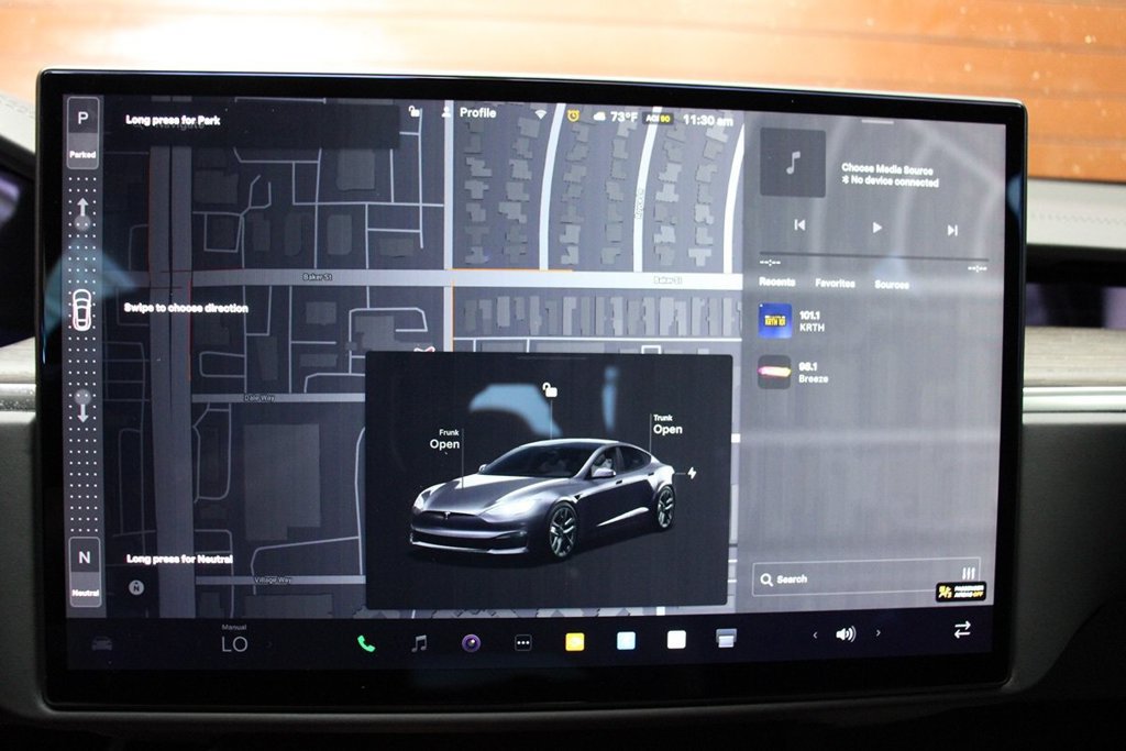 Used 2023 Tesla Model S AWD/4WD image 27