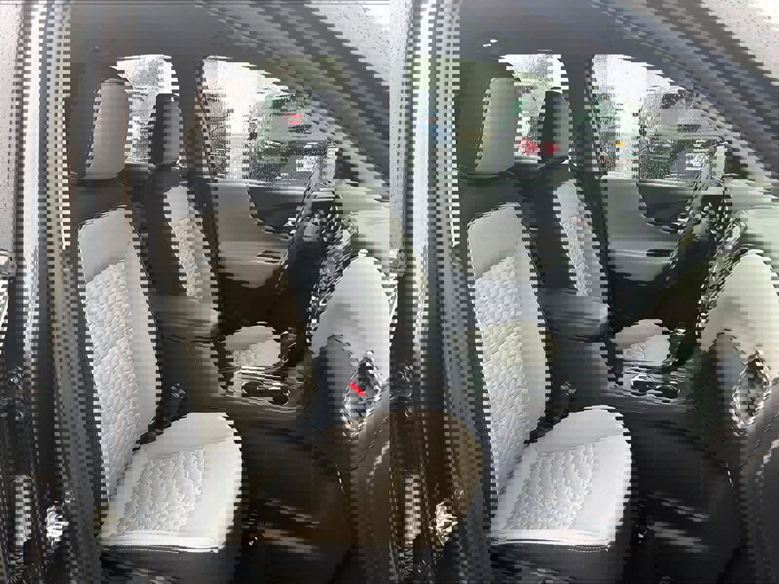 Used 2019 Chevrolet Equinox LS image 11